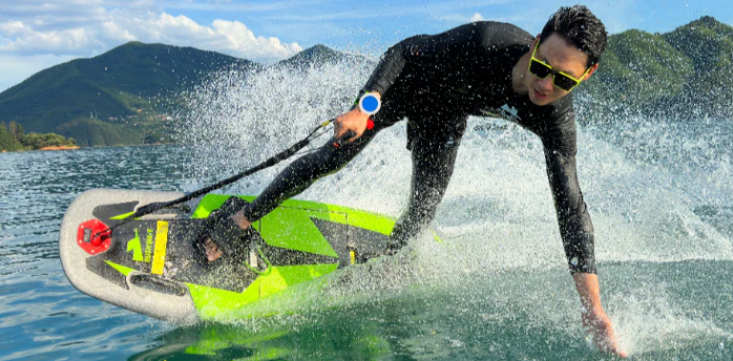 RUSH WAVE | Electric Surfboard | RIDER H1 12KW | Best - Image 3